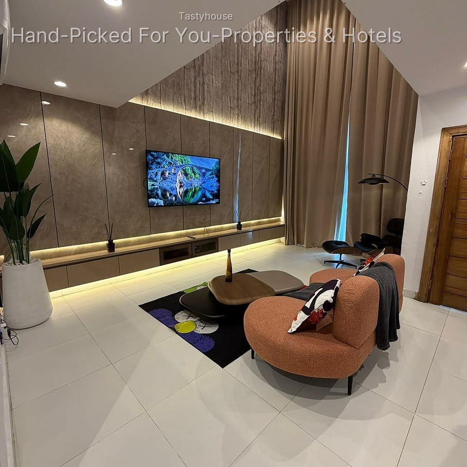 One Bedroom Maisonette