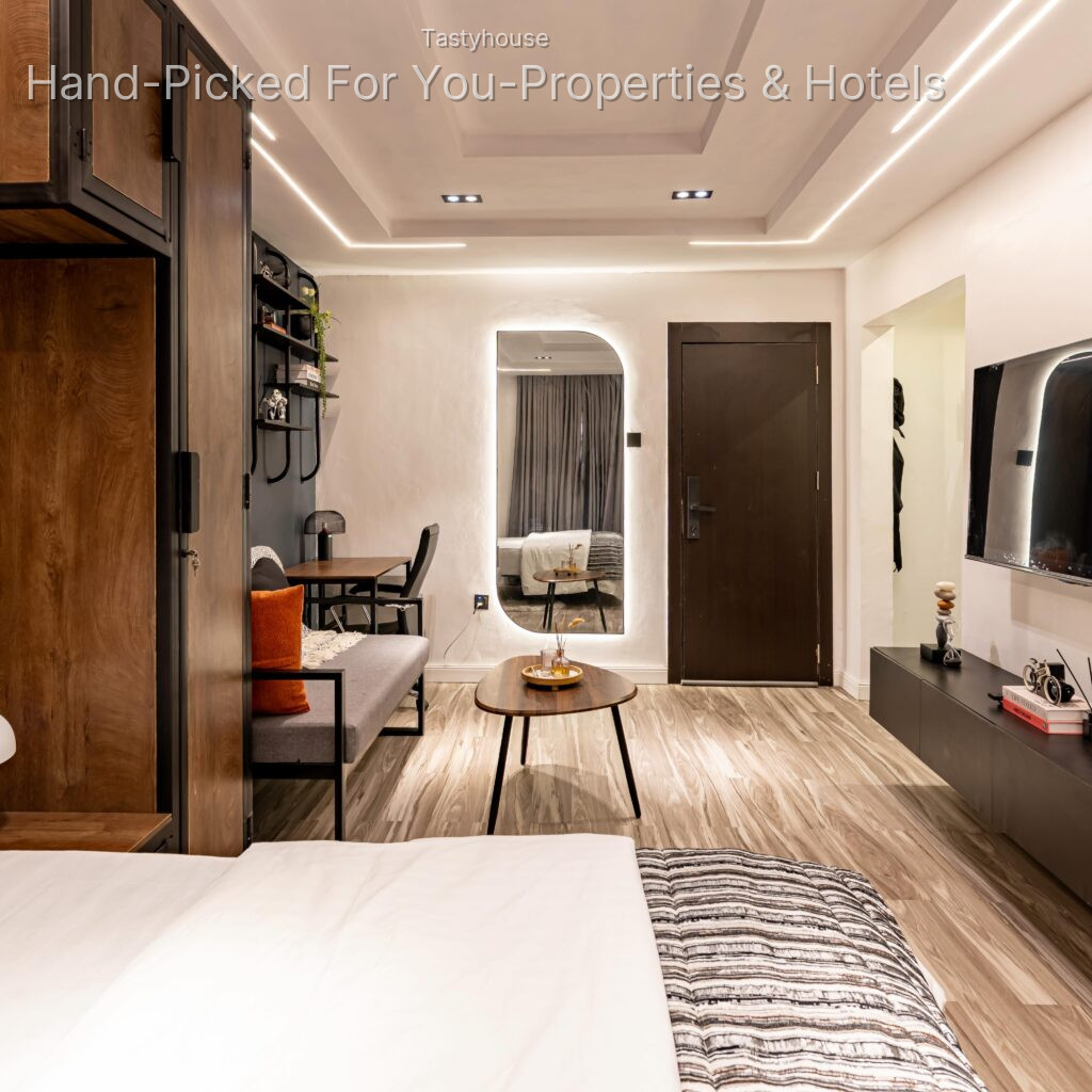 Serviced Apartment