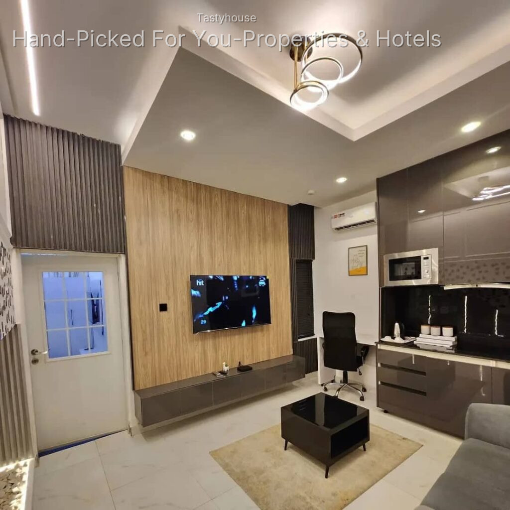 1 – Bedroom Apartment
