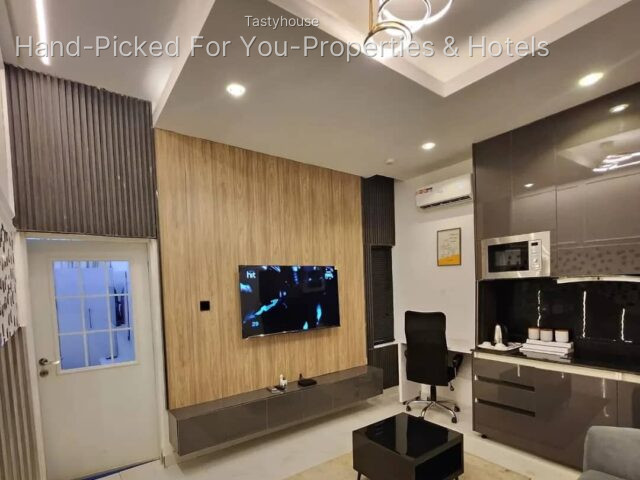 1 – Bedroom Apartment
