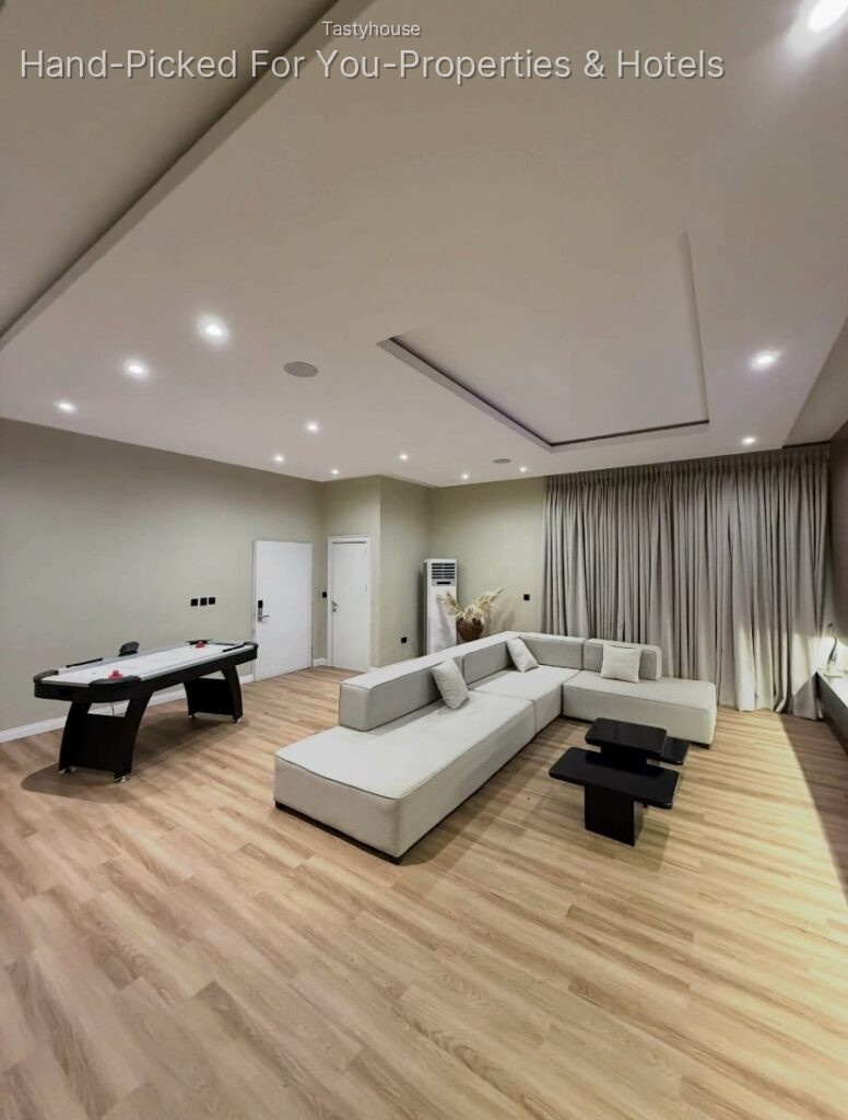 2 – Bedroom Apartment