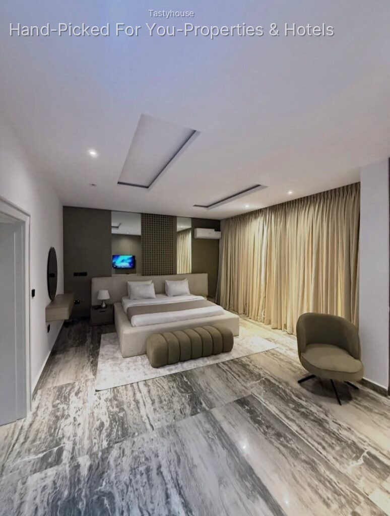 2 – Bedroom Apartment