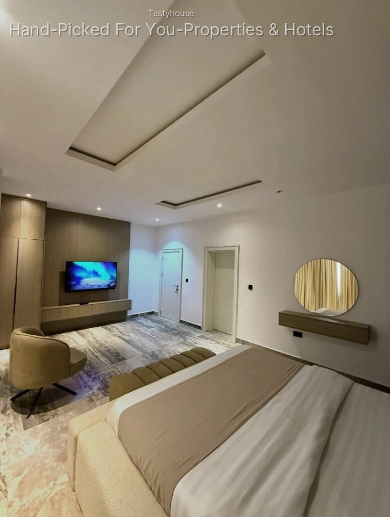 2 – Bedroom Apartment