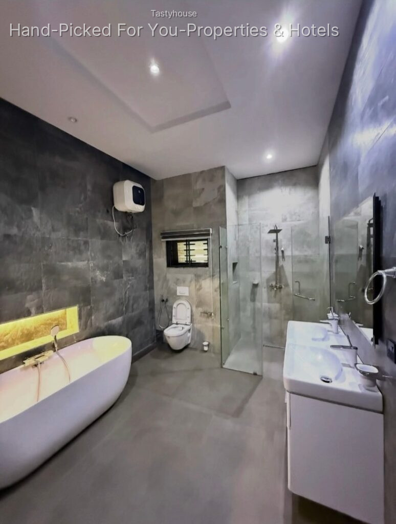 2 – Bedroom Apartment