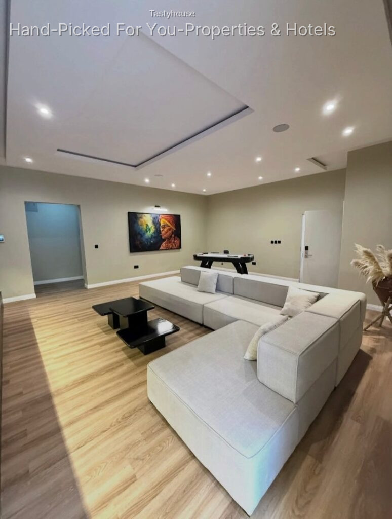 2 – Bedroom Apartment