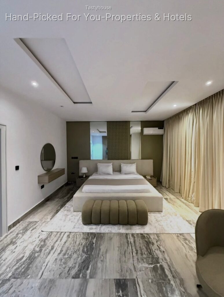 2 – Bedroom Apartment