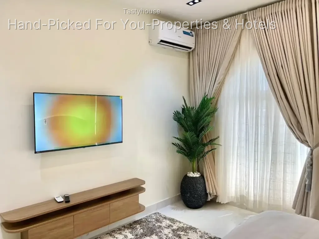 2 – Bedroom Apartment