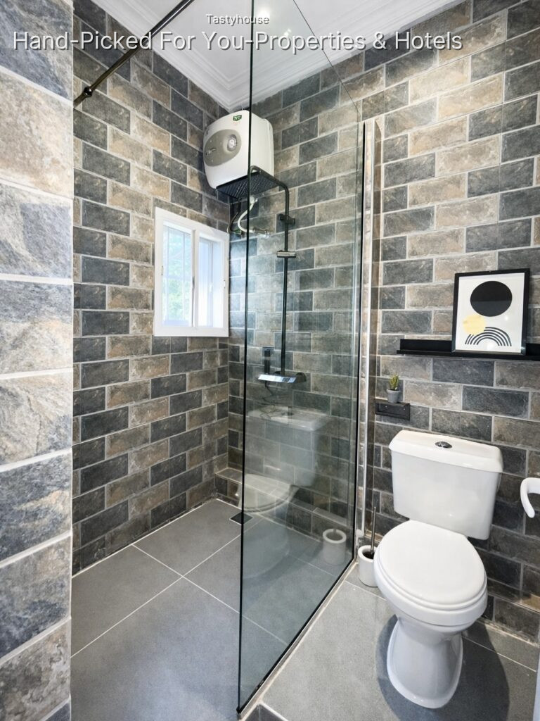 3 – Bedroom Apartment