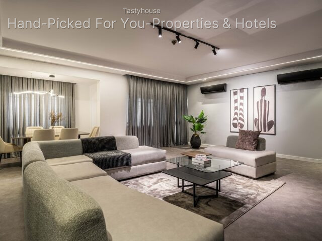 Serviced Apartment