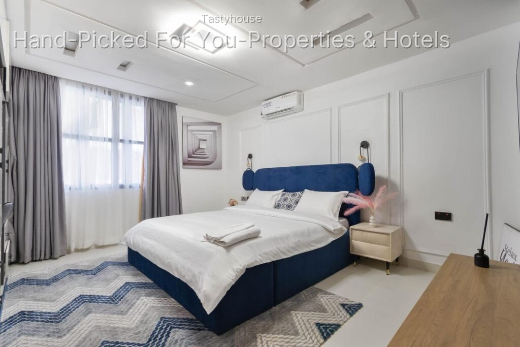 Luxury 3 Bedroom Apartment