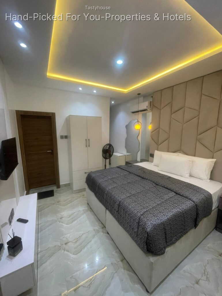 2 – Bedroom Apartment