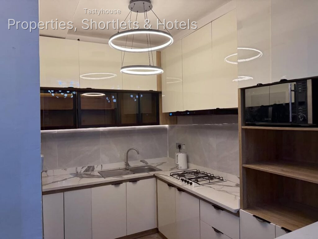 Serviced Apartment