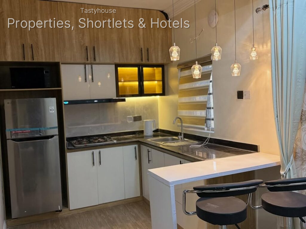 Serviced Apartment