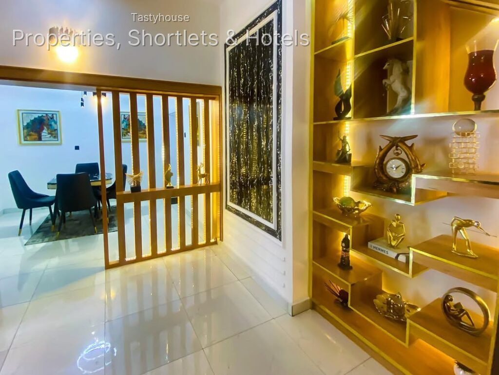 4exquisitely finished and fully furnished apartments