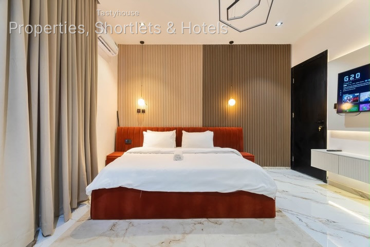 BEAUTIFUL 2 BEDROOM APARTMENT