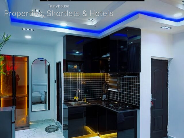 STUDIO APARTMENT