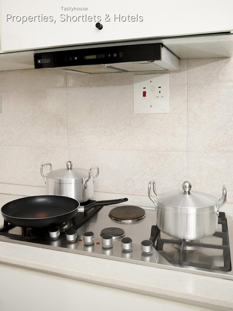 3,2,1 Bedroom Apartment