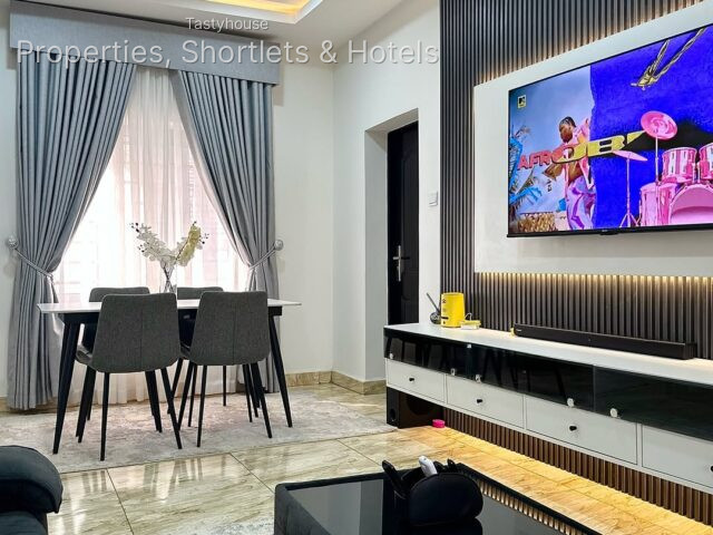 Serviced Apartment