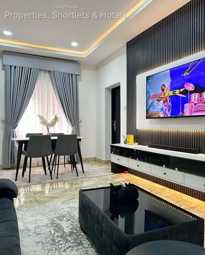 Serviced Apartment