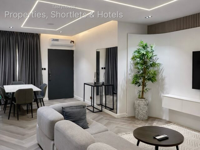 2 Bedroom Luxury Apartment