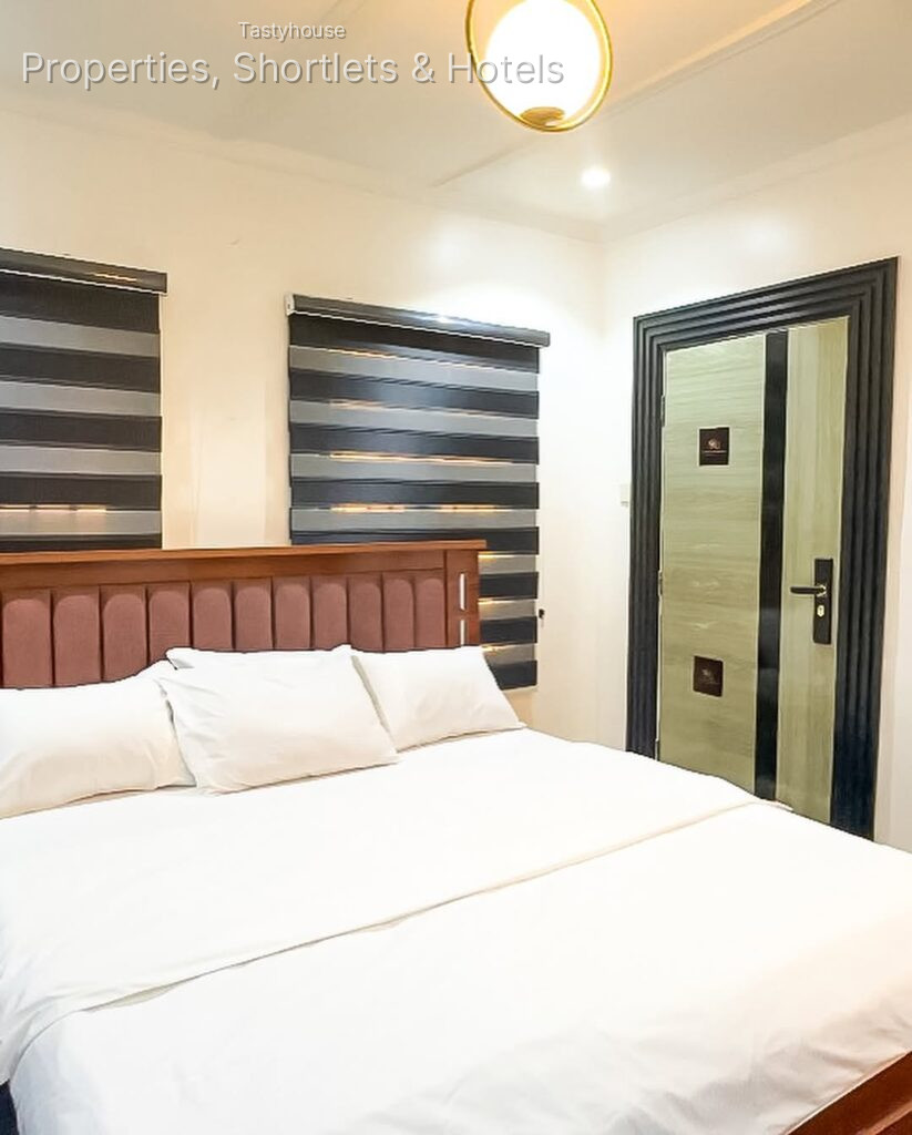 Serviced Apartment