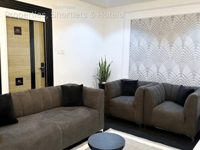 Serviced Apartment