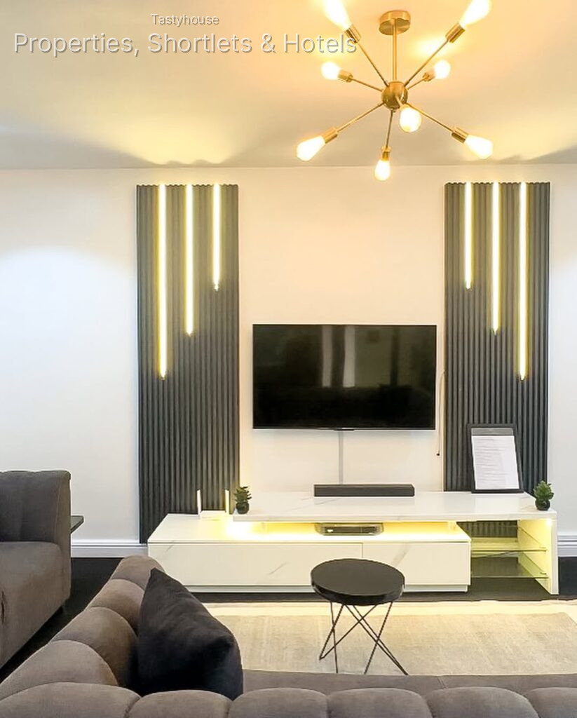 Serviced Apartment