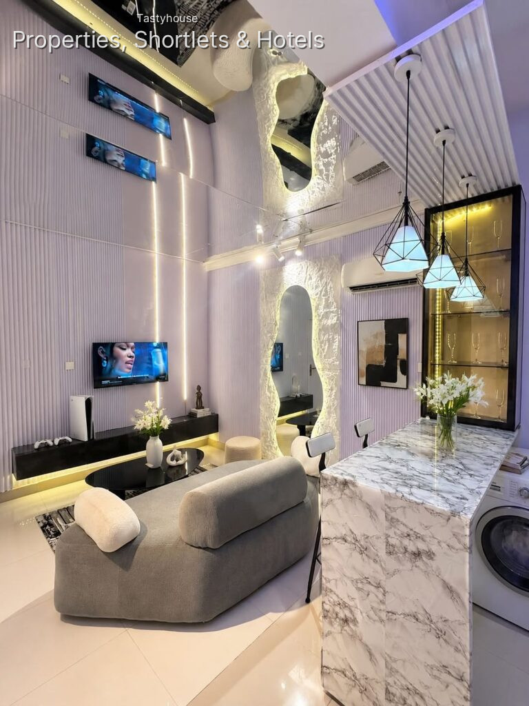 1 – Bedroom Apartment