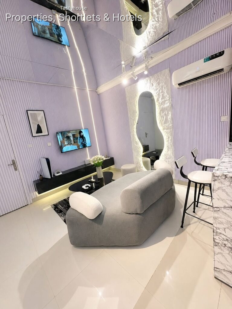 1 – Bedroom Apartment