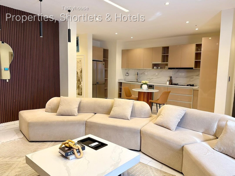 Luxury 2 bedroom Apartment withSwimming Pool, Gym, Elevator, Balcony & Lounge