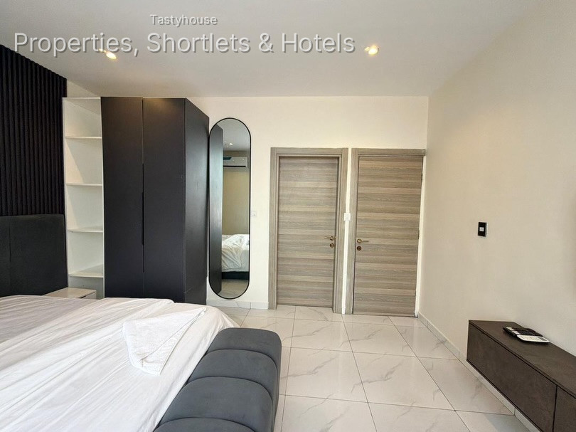 Luxury 2 bedroom Apartment withSwimming Pool, Gym, Elevator, Balcony & Lounge