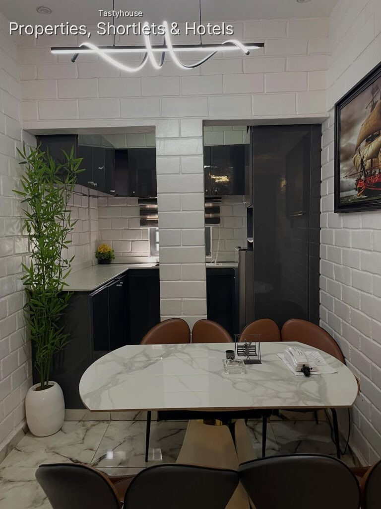 2 – Bedroom Apartment