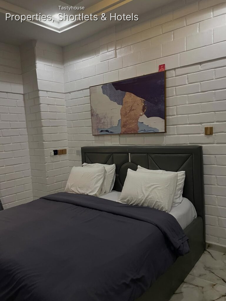 2 – Bedroom Apartment