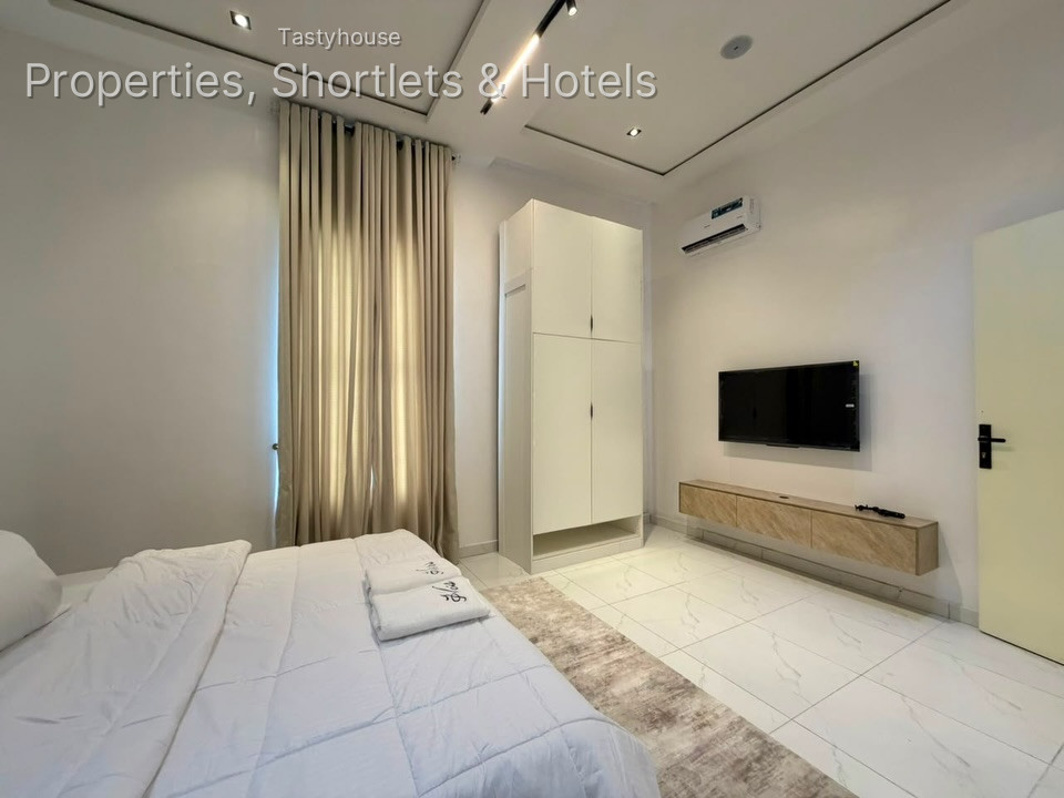 BRAND NEW LUXURY 2 BEDROOM