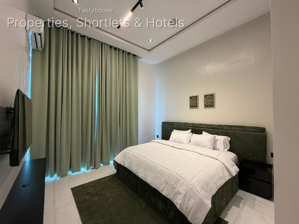 BRAND NEW LUXURY 2 BEDROOM