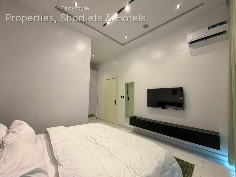 BRAND NEW LUXURY 2 BEDROOM