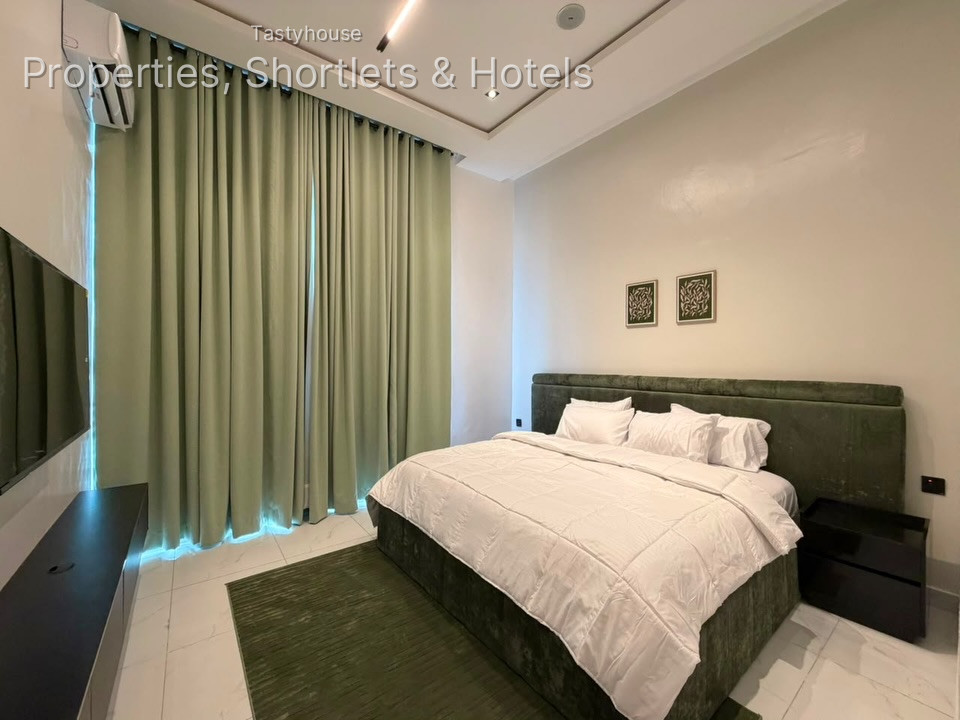 BRAND NEW LUXURY 2 BEDROOM