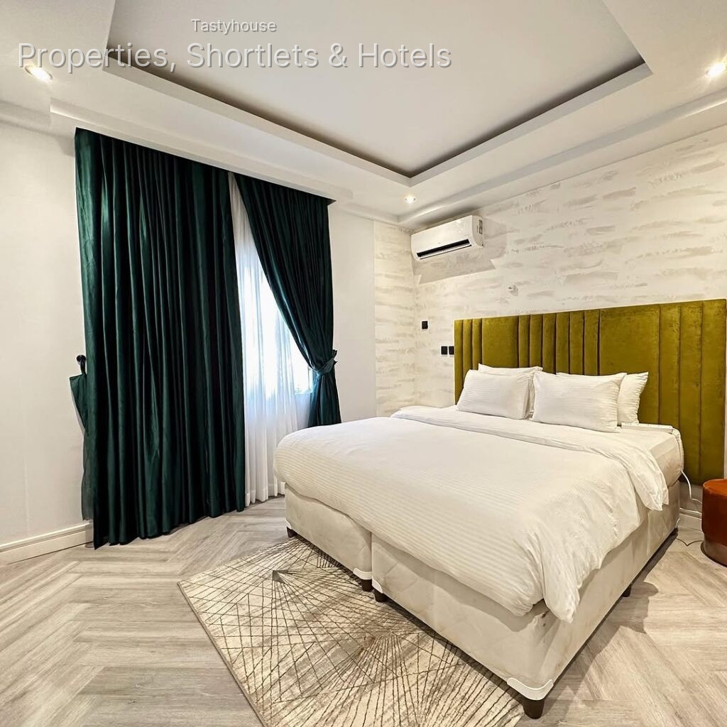Serviced Apartment