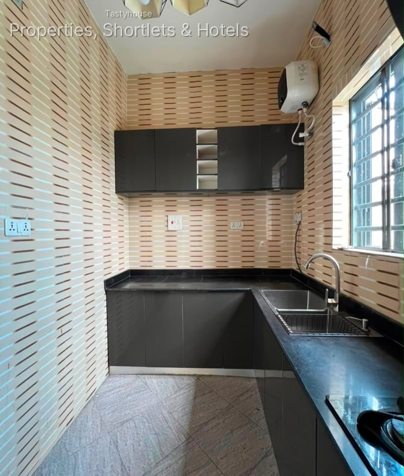 3 BEDR0OM TERRACE DUPLEX