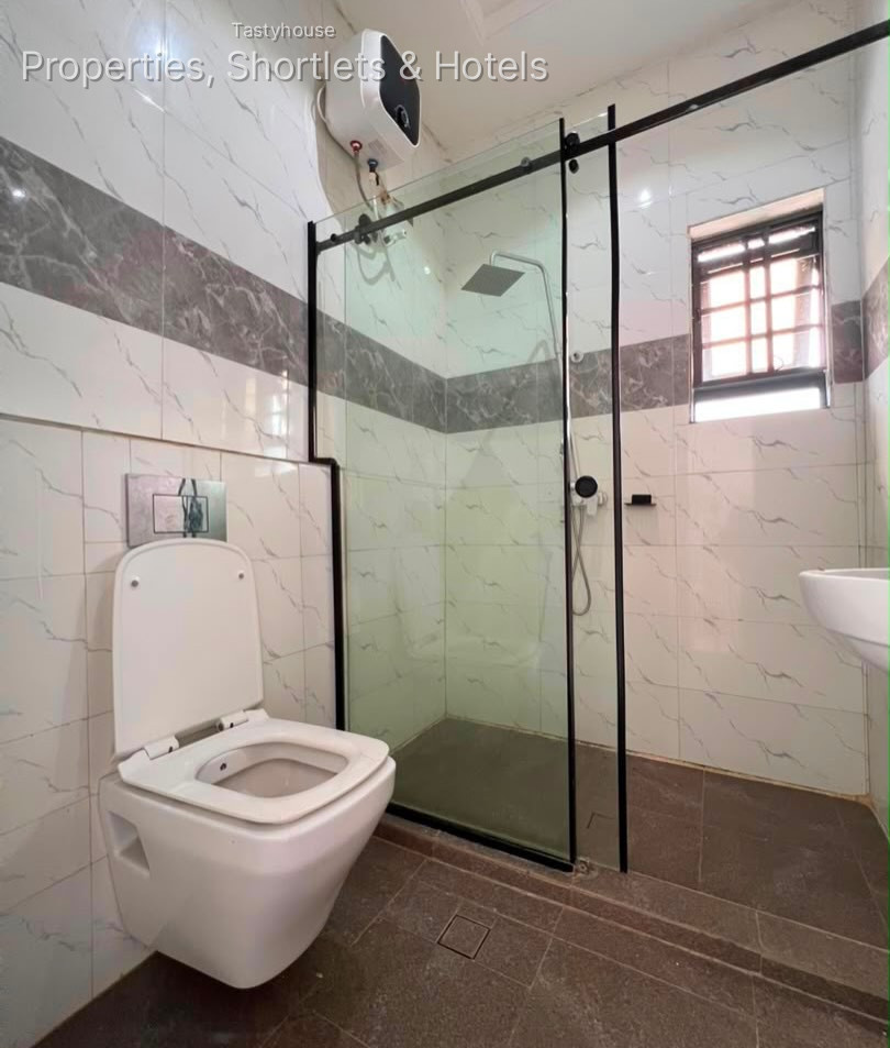 3 BEDR0OM TERRACE DUPLEX