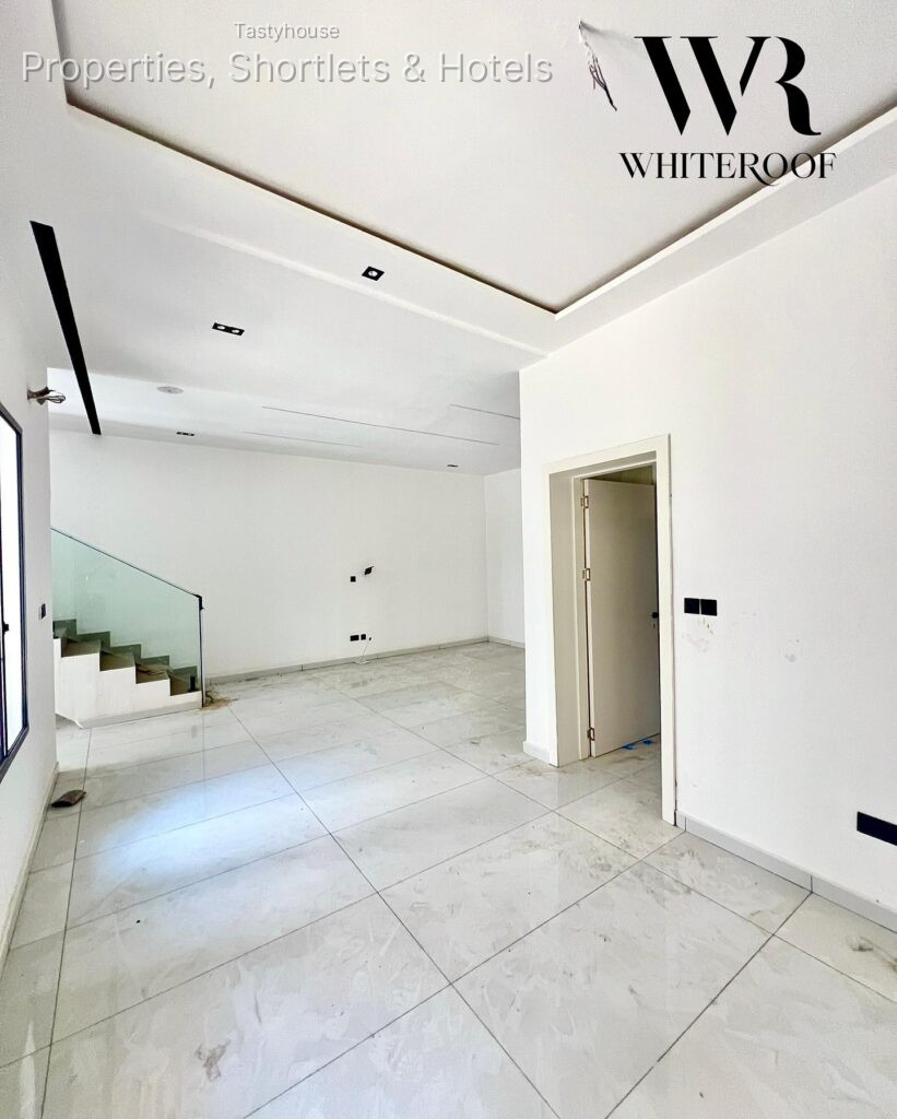 Fully Serviced 4Bedroom Terrace Duplex with BỌ