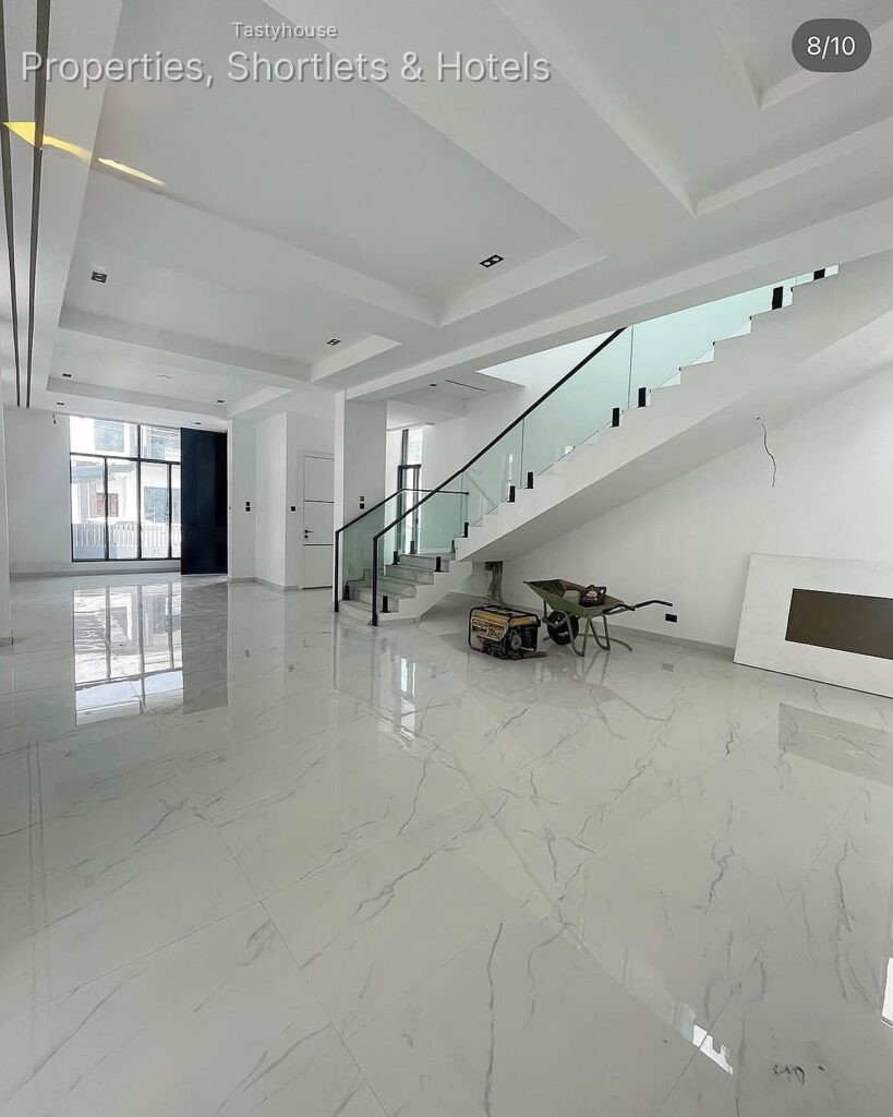 4 – BEDROOM DETACHED DUPLEX