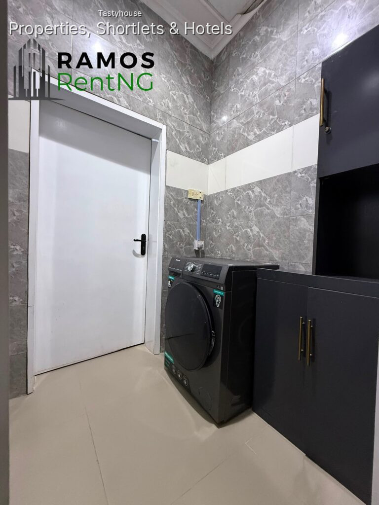 LUXURY FULLY FURNISHED 2 BEDROOM