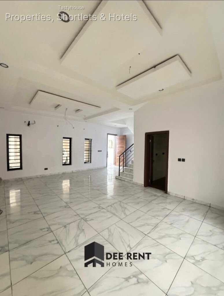 3 BEDROOM TERRACE DUPLEX