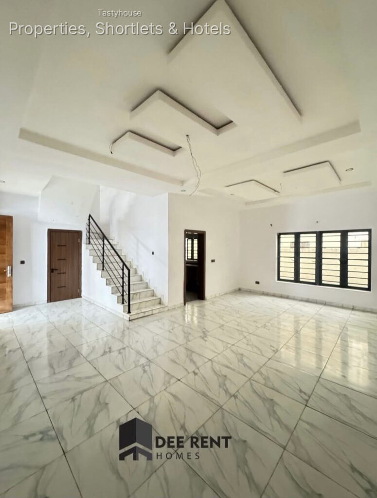 3 BEDROOM TERRACE DUPLEX