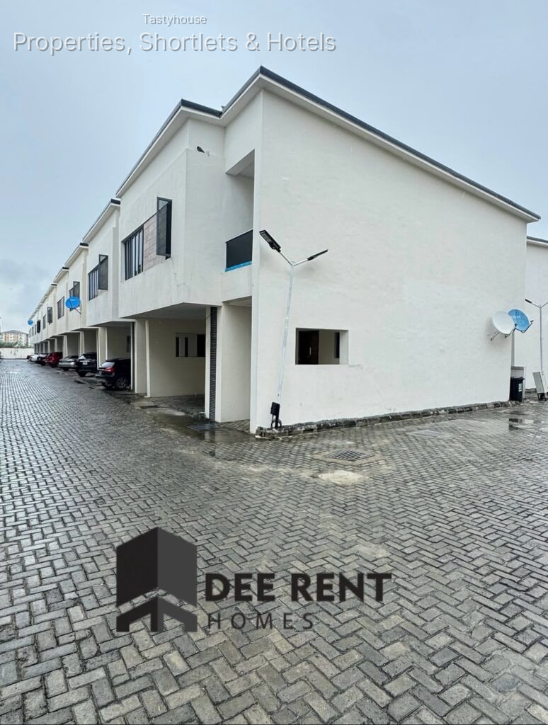 3 BEDROOM TERRACE DUPLEX