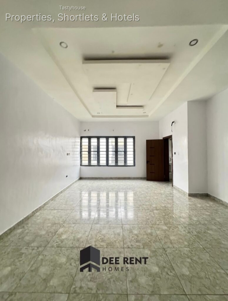 3 BEDROOM TERRACE DUPLEX