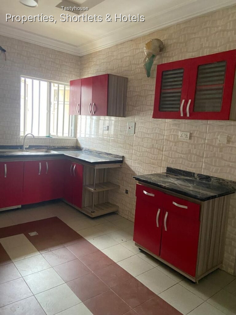 3 – Bedroom Apartment
