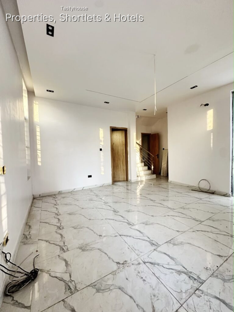 NEW 4BEDROOM TERRACE DUPLEX