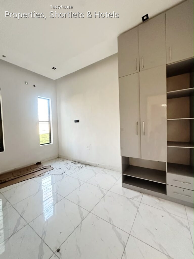 NEW 4BEDROOM TERRACE DUPLEX